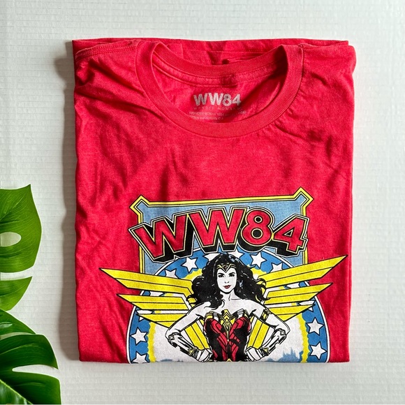 Wonder Woman T-Shirts WW84 Comic Graphic NEW - Picture 5 of 9